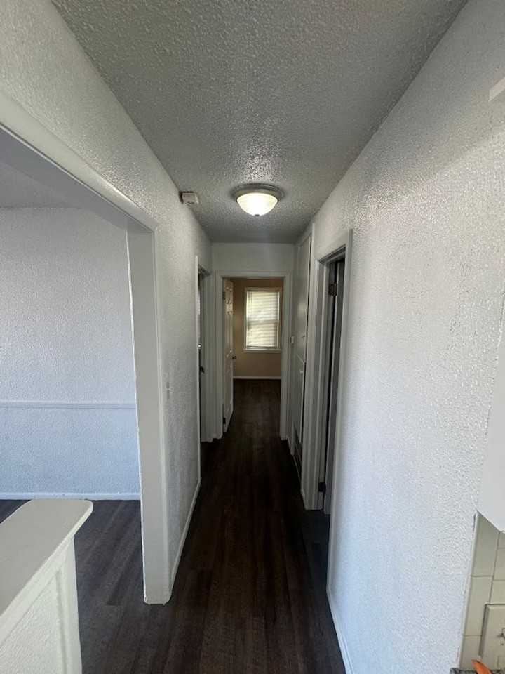 913 Sw Grand Blvd - Photo 3 of 12