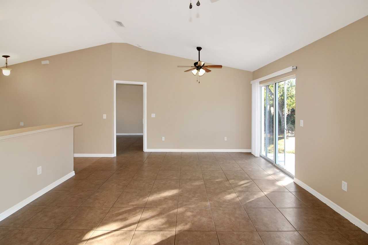 1861 Mincey Ter - Photo 2 of 13