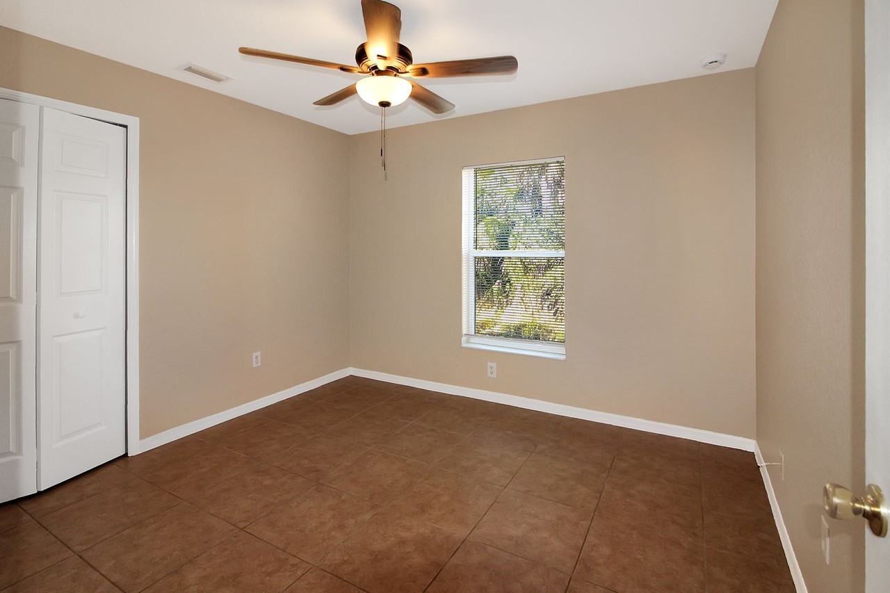 1861 Mincey Ter - Photo 6 of 13