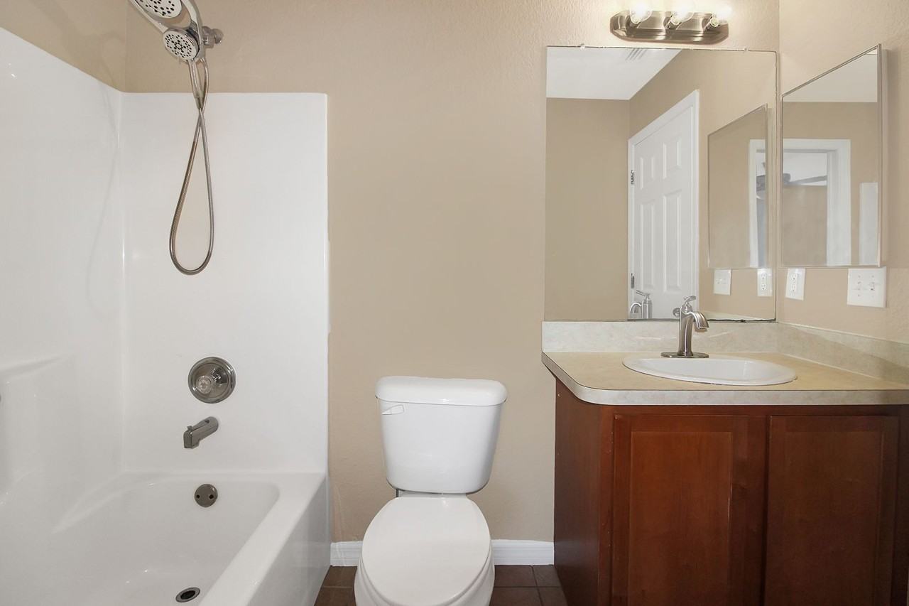 1861 Mincey Ter - Photo 7 of 13