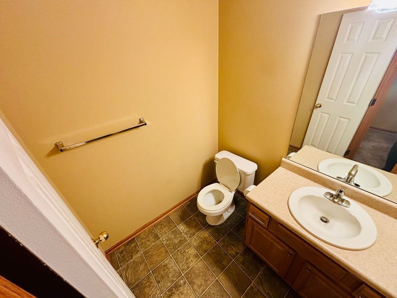 1709 N 176th Plz - Photo 3 of 14