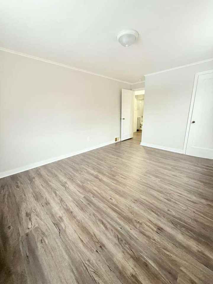 150 Marshall Dr - Photo 6 of 13