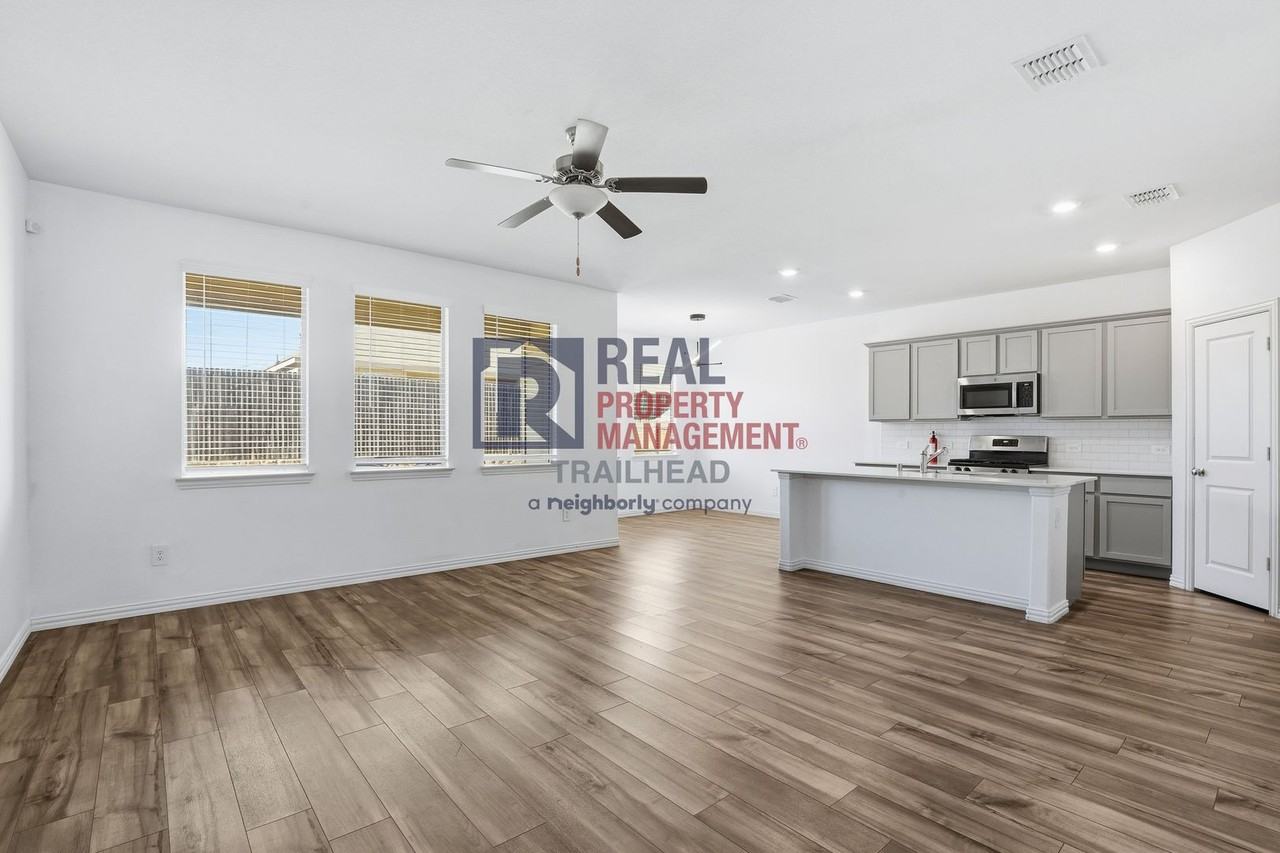 14841 Dusty Boot Trl - Photo 3 of 19