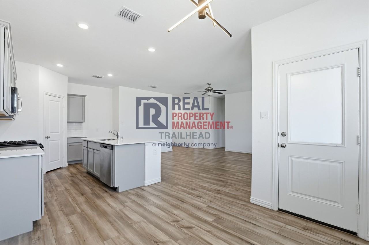 14841 Dusty Boot Trl - Photo 6 of 19