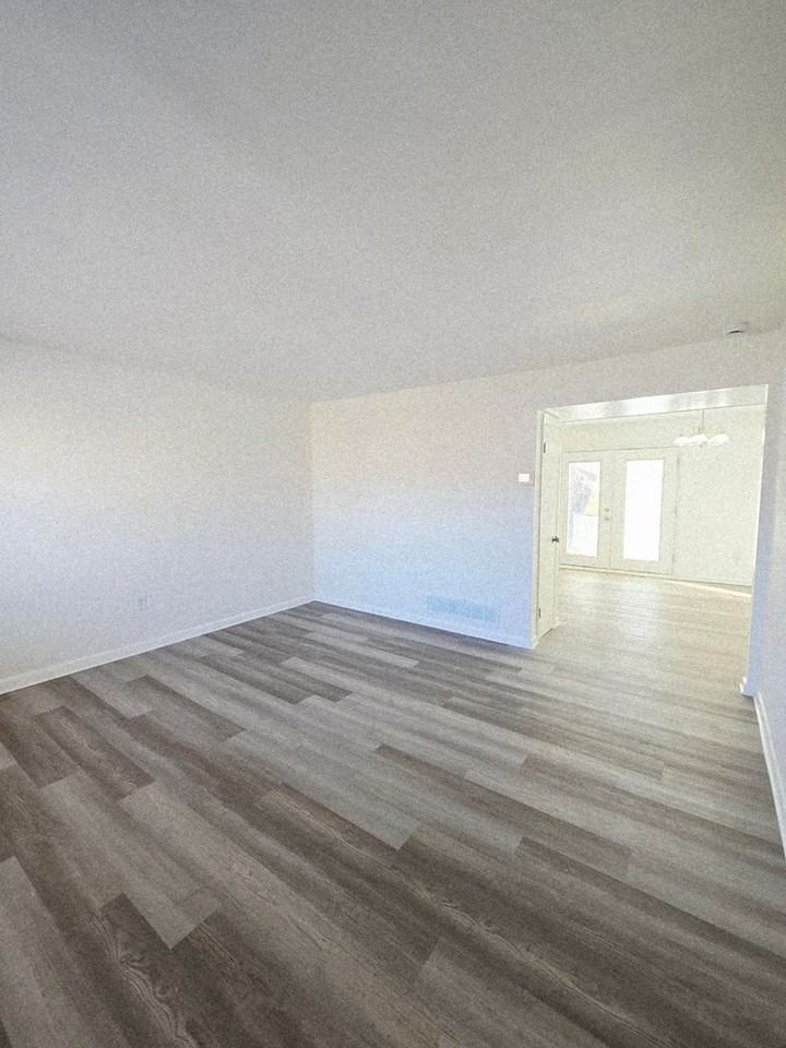 608 Gibson Rd - Photo 3 of 25