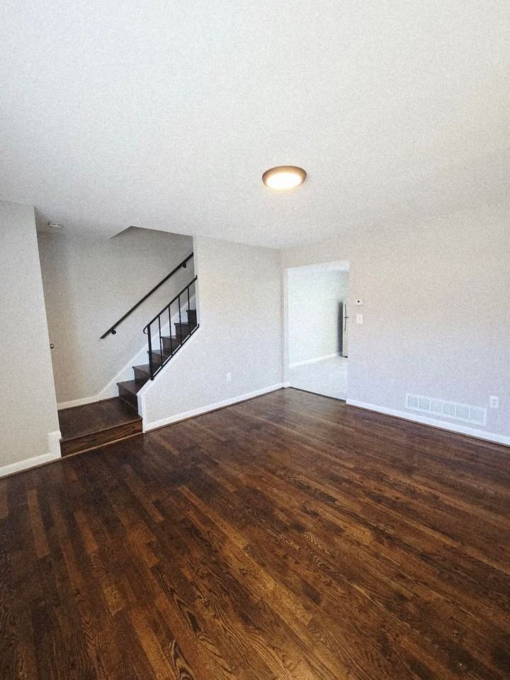 609 Gibson Rd - Photo 3 of 16