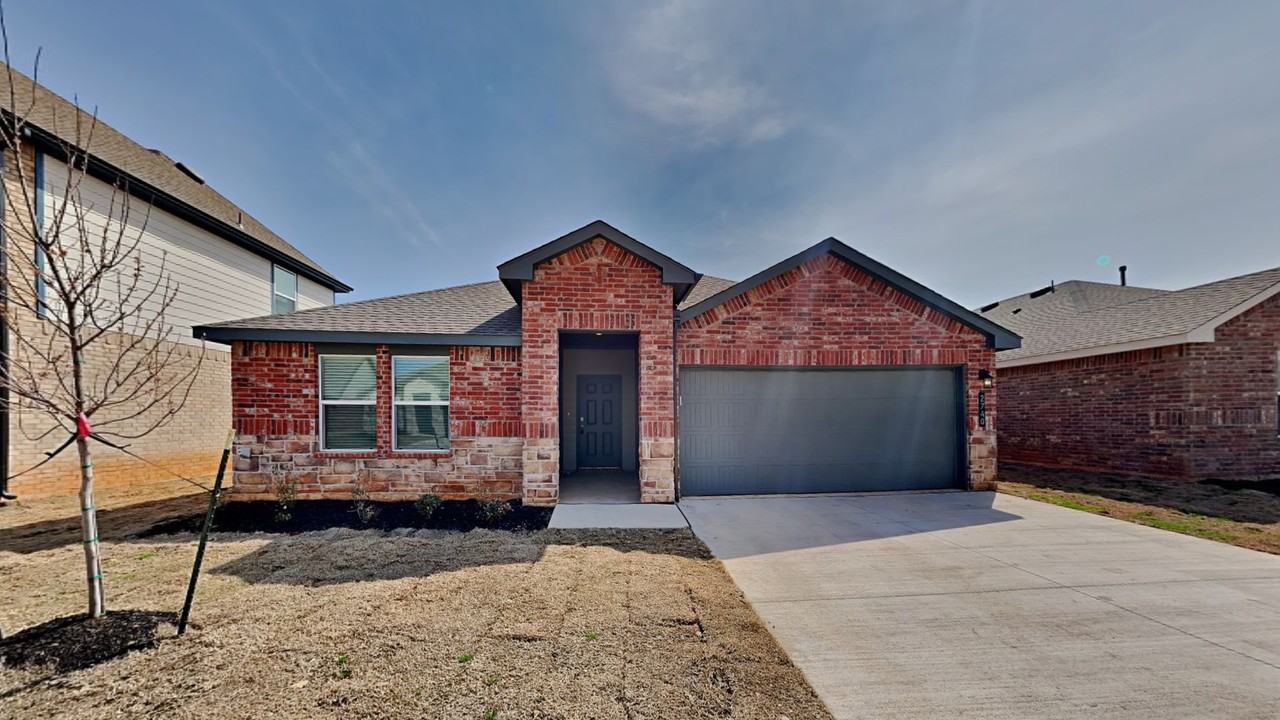 10232 Nw 28th Ter - Photo 2 of 17