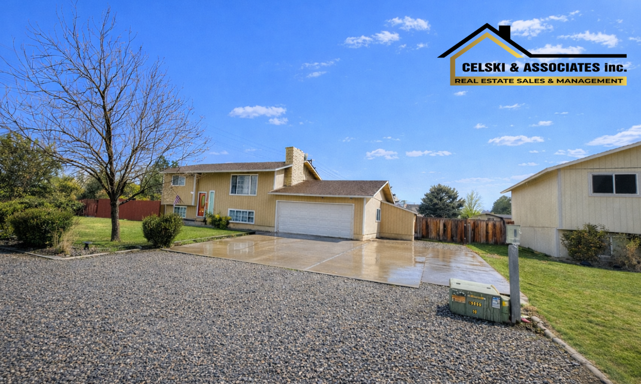 2604 S Keller St - Photo 2 of 17