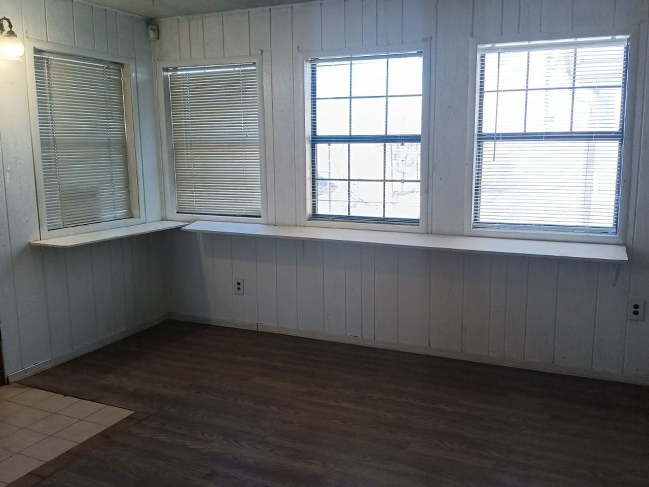 515 S 11th St - Photo 4 of 11