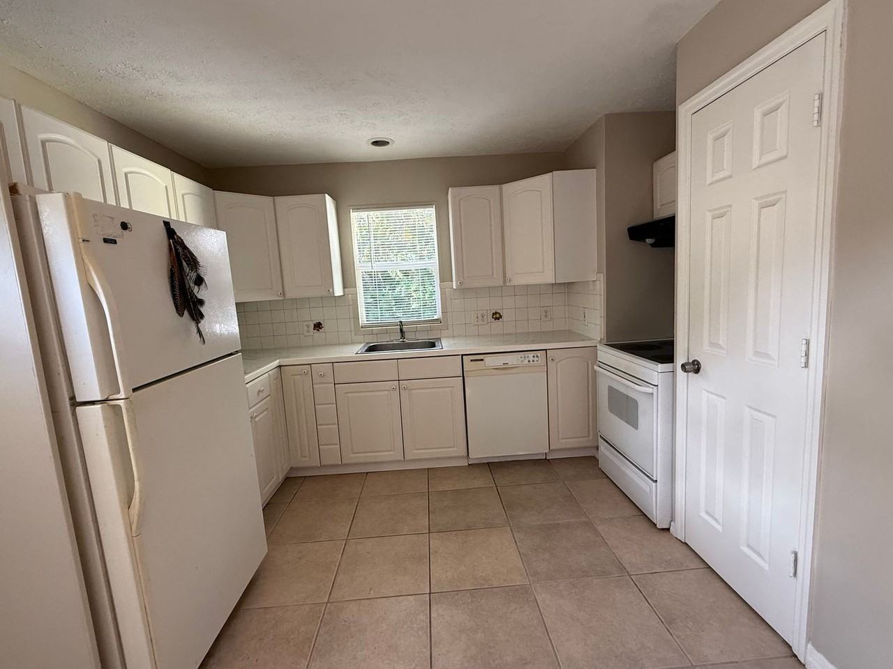 960 Ne Key Dr - Photo 6 of 12