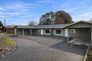 featured image of 5010 W Canal Dr