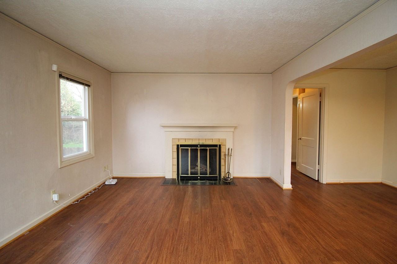 2718 Se 58th Ave - Photo 6 of 29