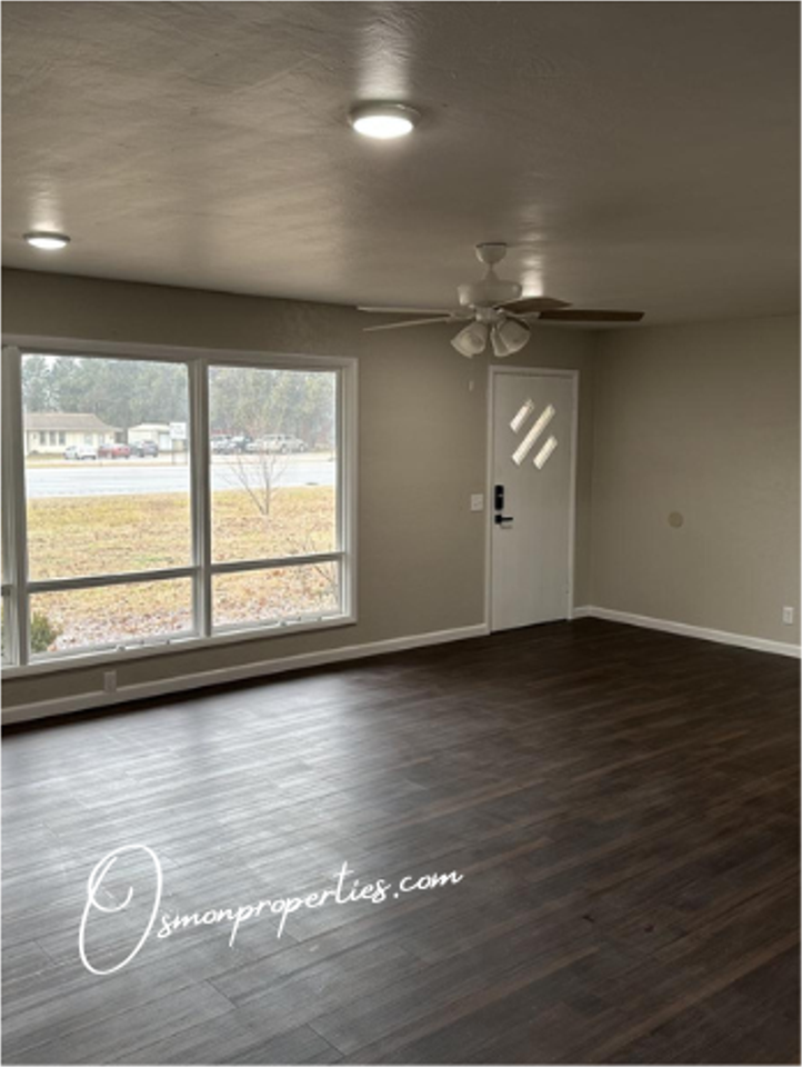 6535 Highway 62 E - Photo 3 of 12