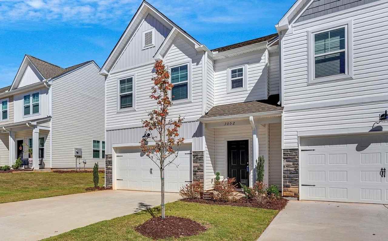 3052 Olivette Pl - Photo 2 of 31