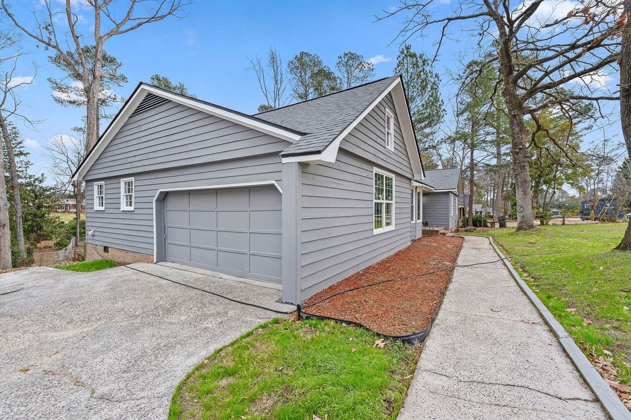 1306 Dominica Dr - Photo 2 of 36