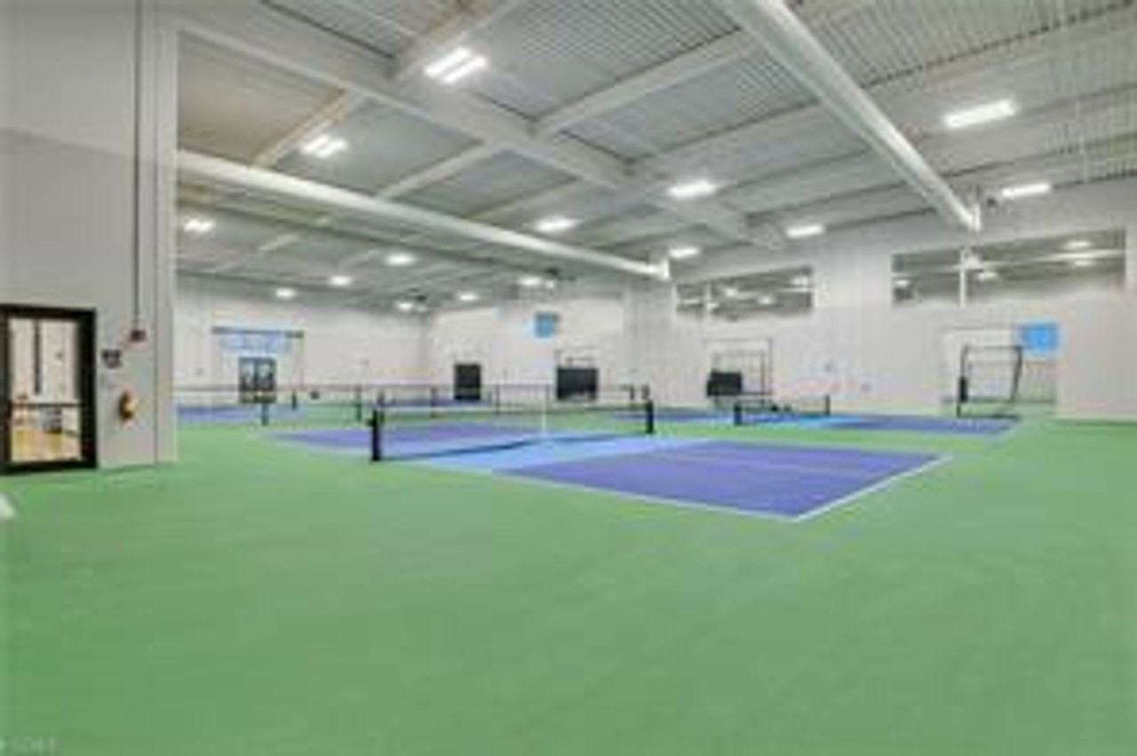 18680 Ives Dr - Photo 2 of 33