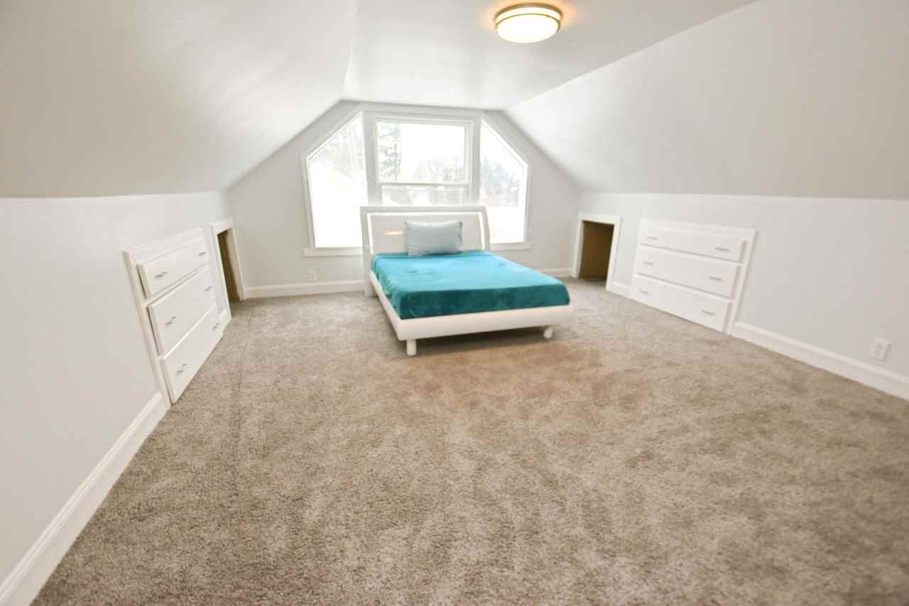 54559 Maple Lane Ave - Photo 7 of 19