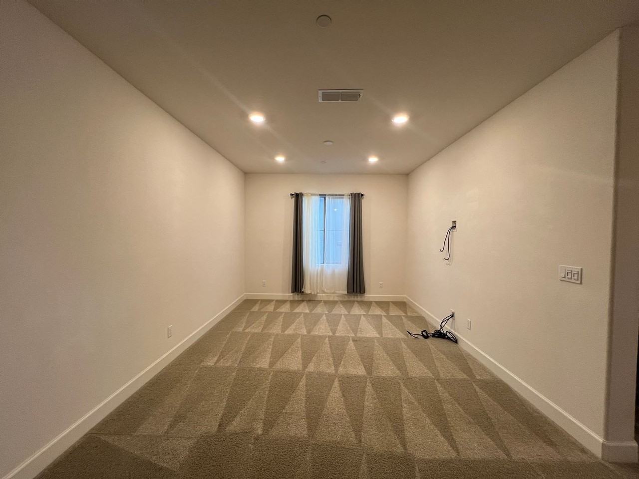 3024 Whistling Way - Photo 6 of 18