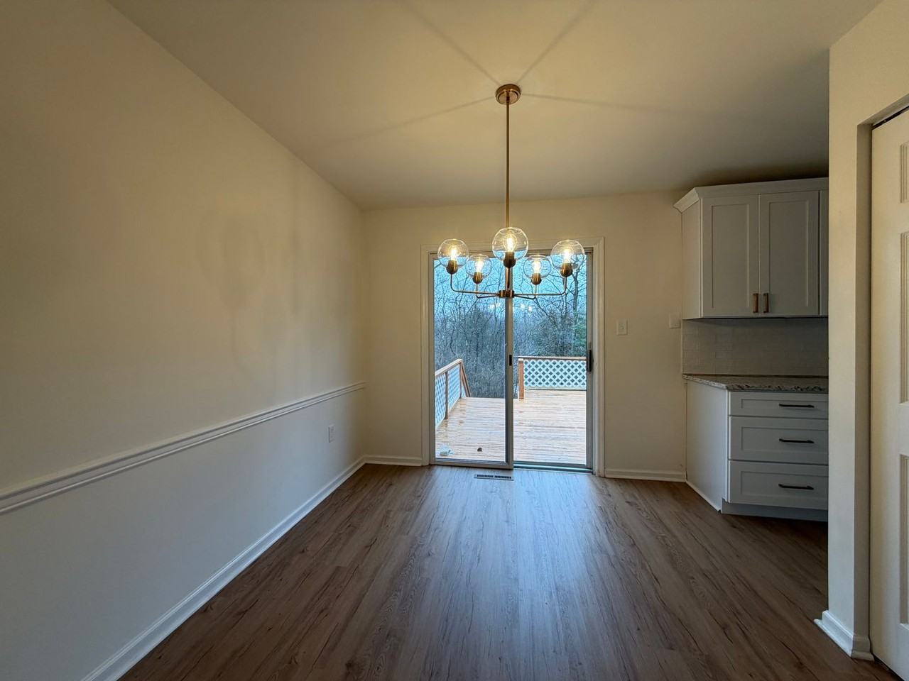 1683 Chadwick Cir - Photo 6 of 31