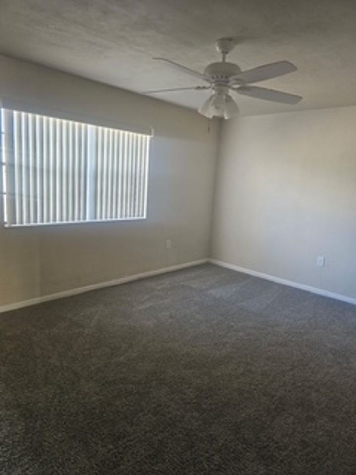 412 Orange Blossom Dr - Photo 2 of 8