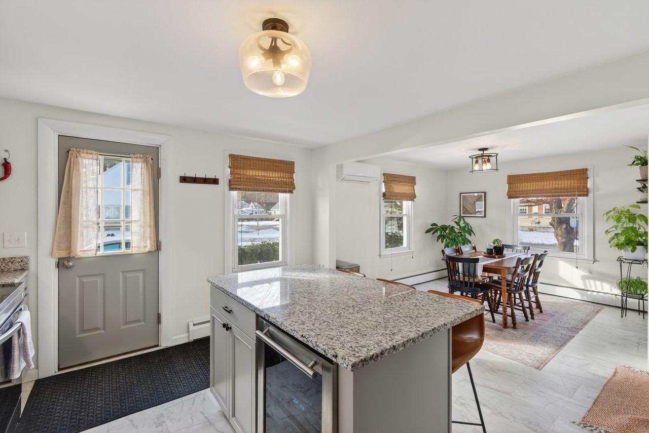 29 Malilly Rd - Photo 3 of 37