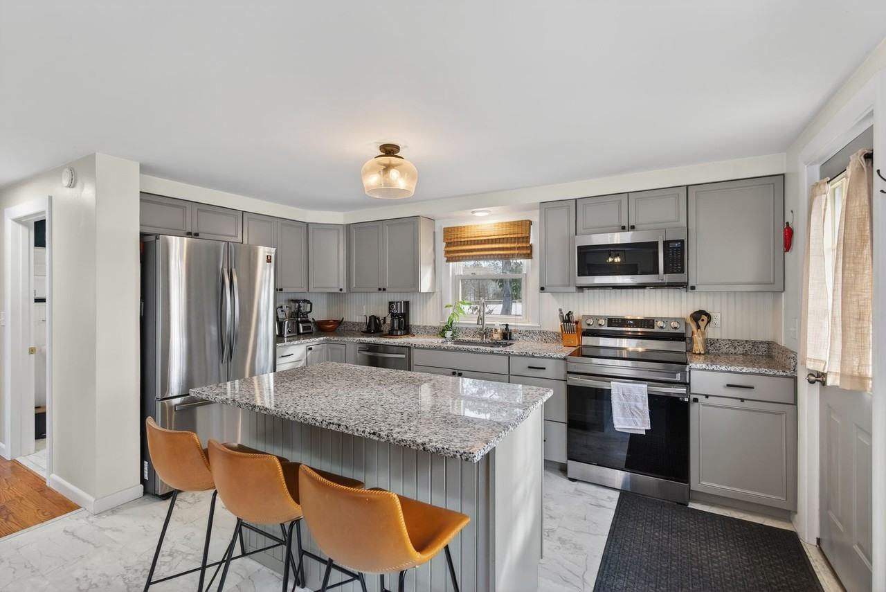 29 Malilly Rd - Photo 5 of 37