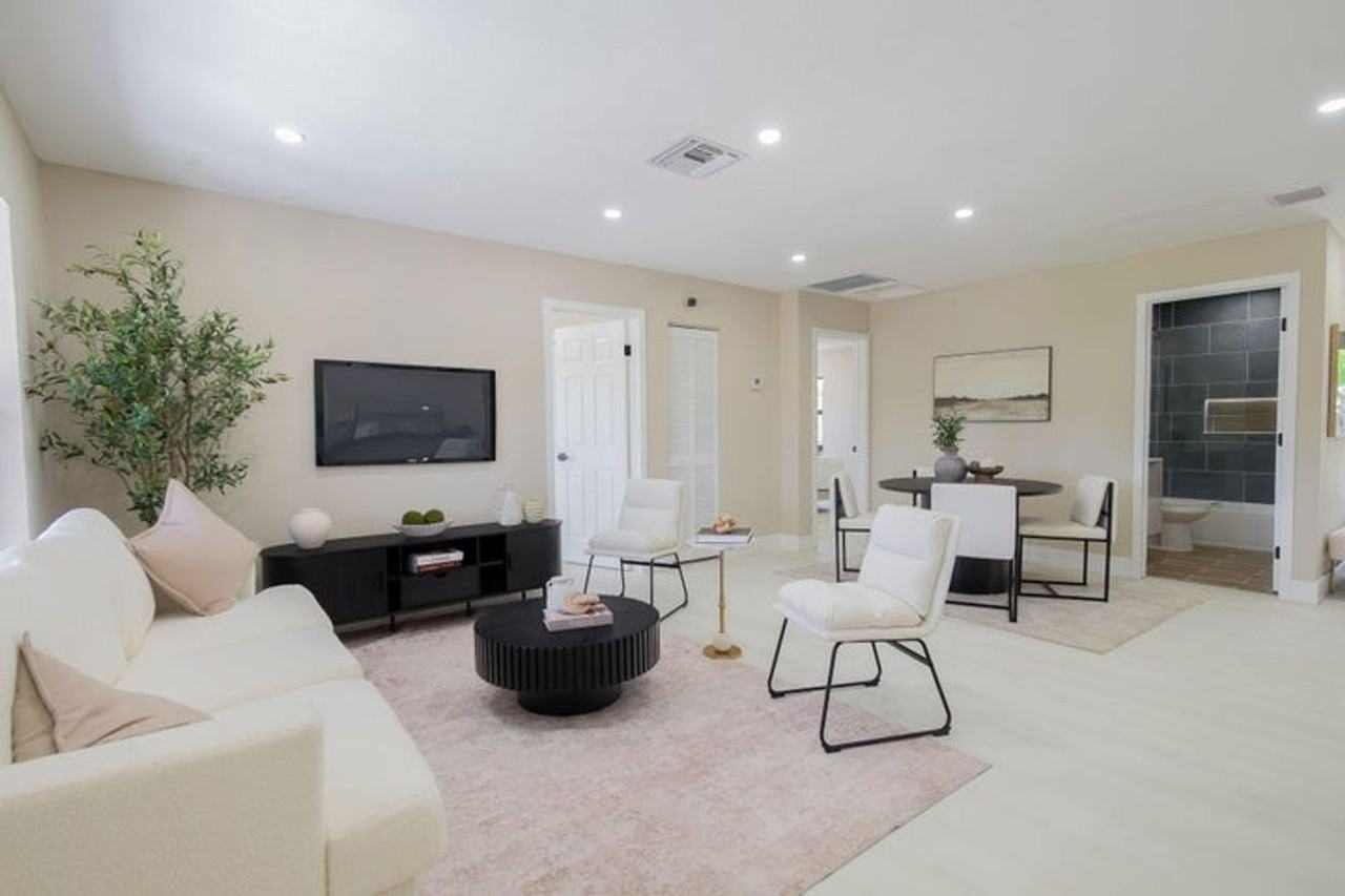 5409 Ne 4th Ave - Photo 4 of 24