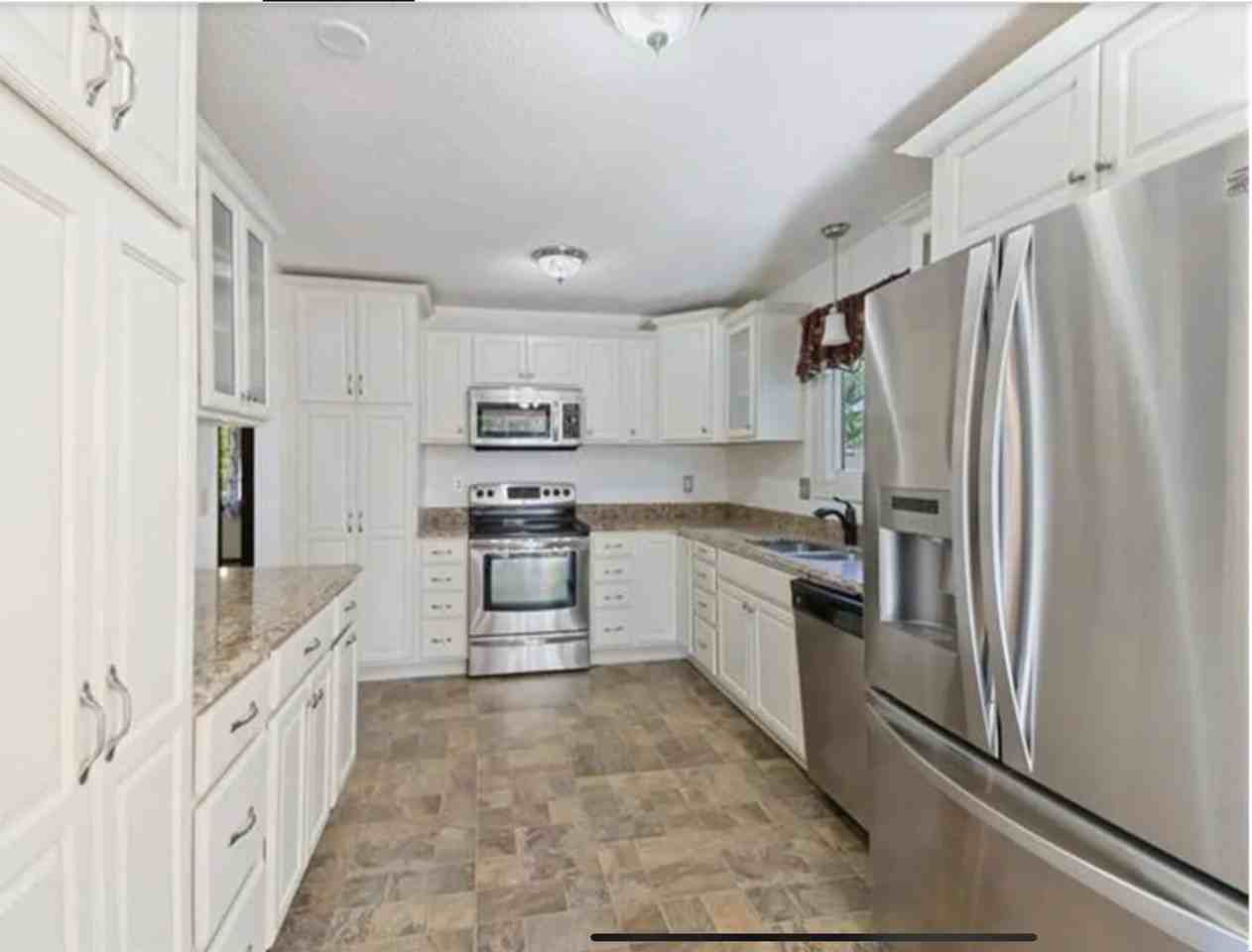 7825 Rimbley Rd - Photo 2 of 18