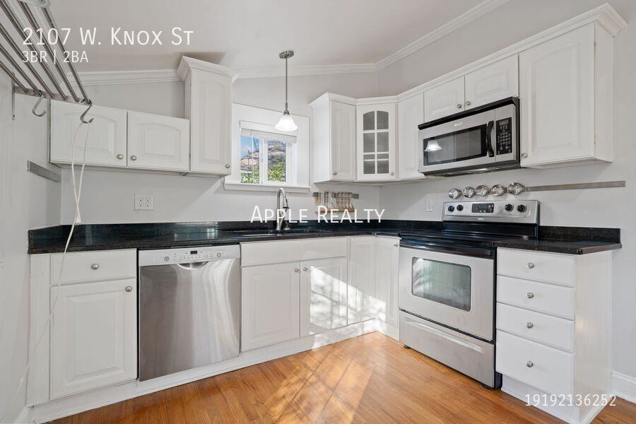 2107 W Knox St - Photo 5 of 13