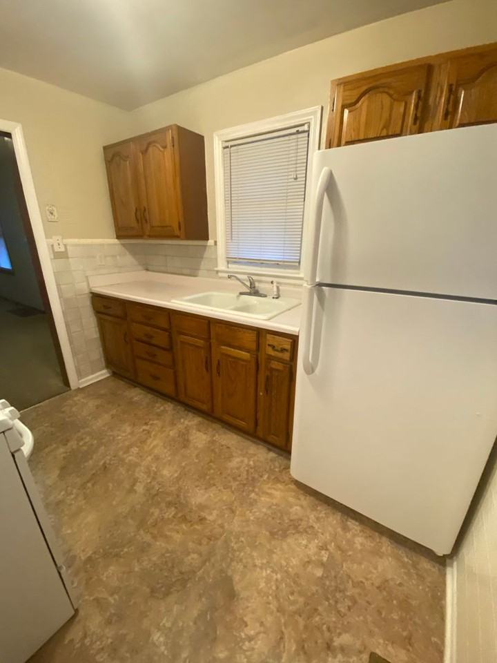 3112 S Vermont Ave - Photo 3 of 15