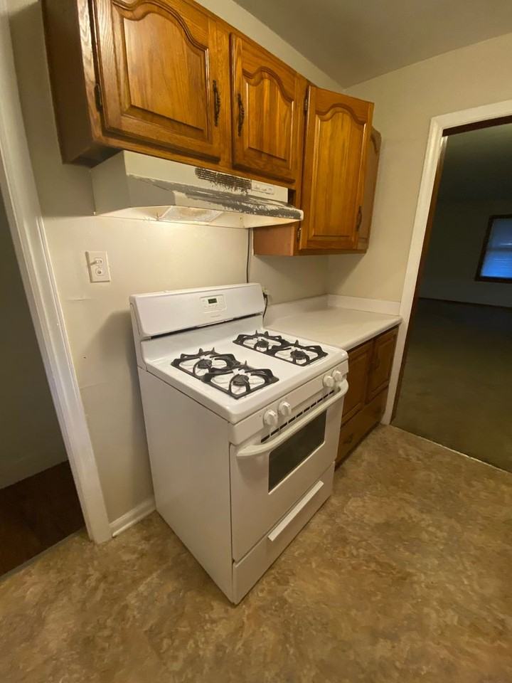 3112 S Vermont Ave - Photo 5 of 15