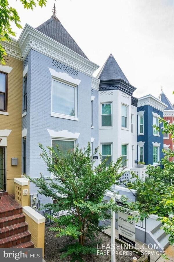 2025 Flagler Pl Nw #B