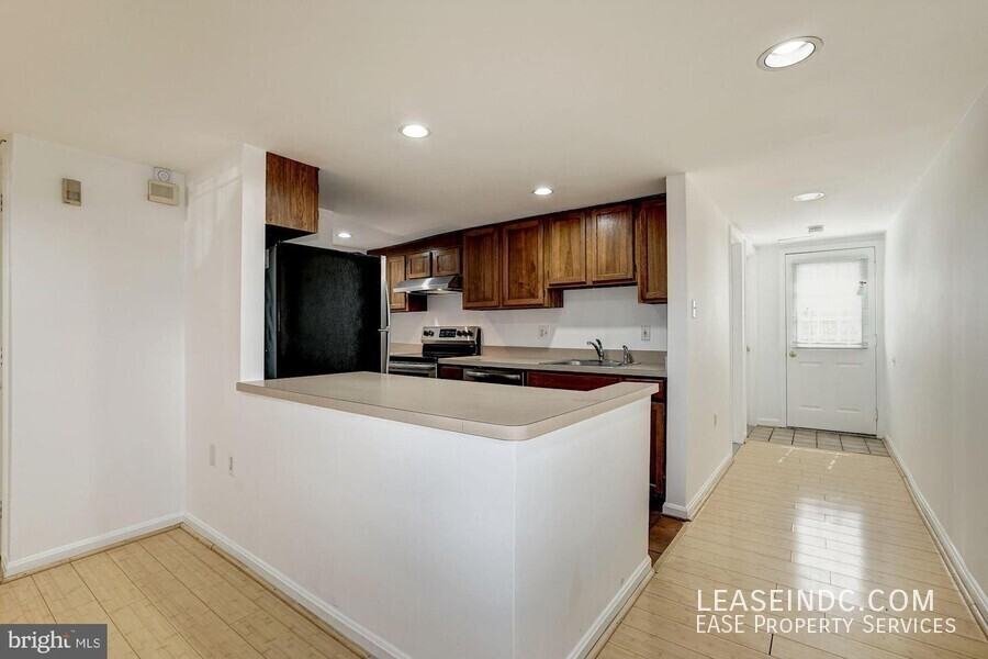 2025 Flagler Pl Nw #B - Photo 7 of 13