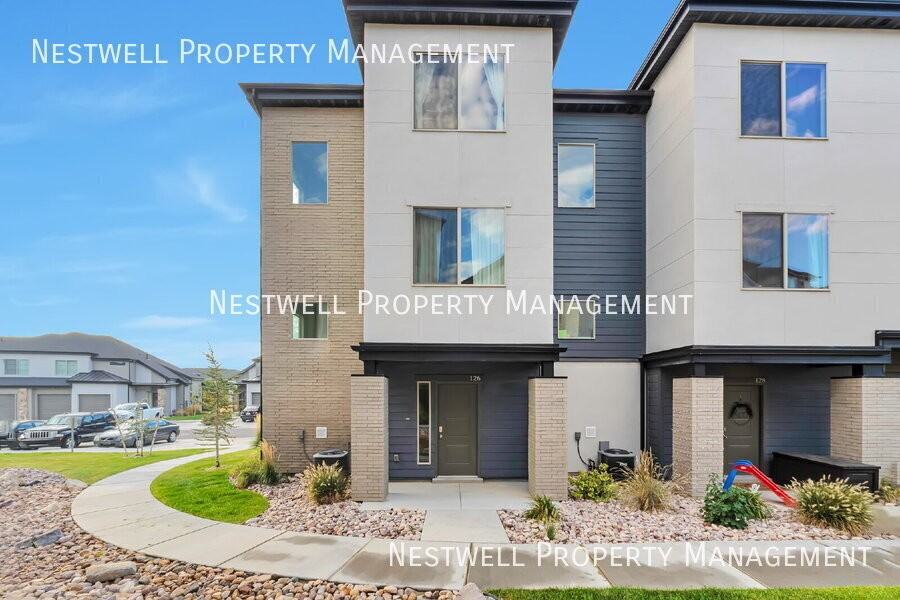 126 W Harvest Village Ln - Photo 2 of 30