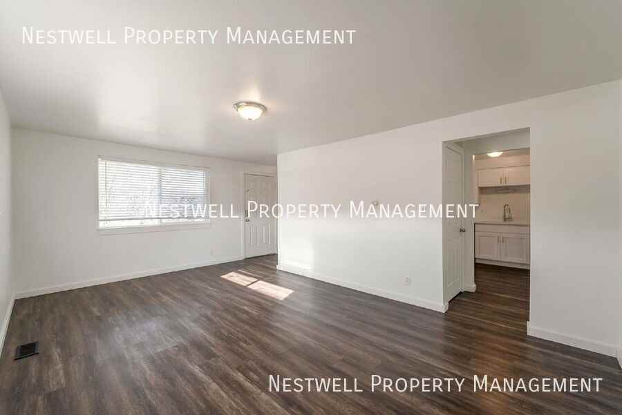 346 E 3360 S #4 - Photo 6 of 20