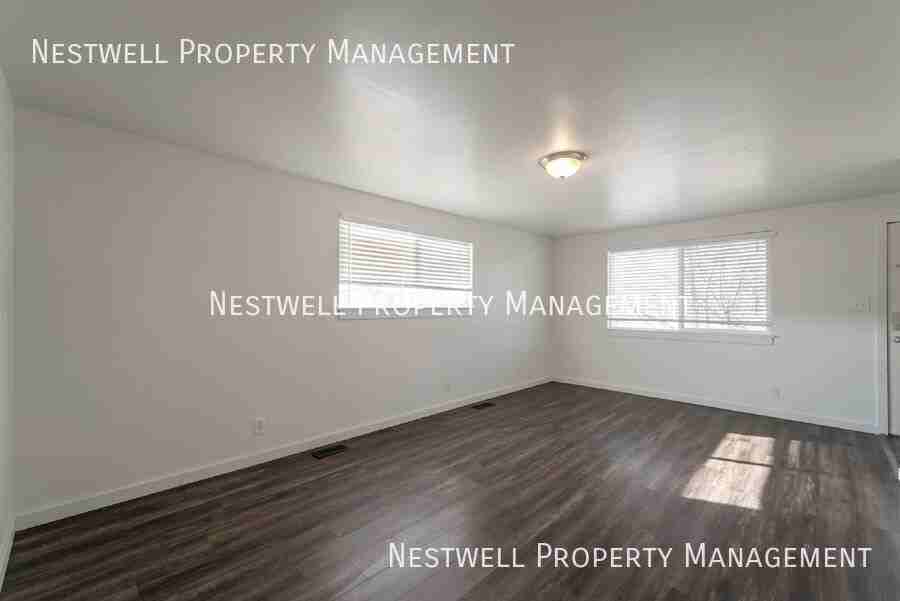 346 E 3360 S #4 - Photo 7 of 20