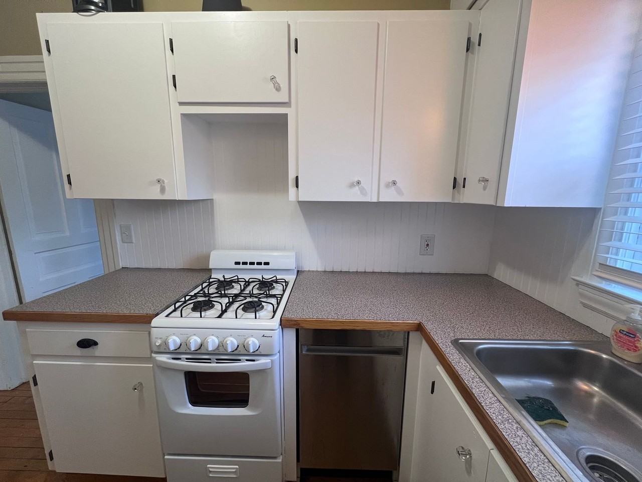 321 Cherry St Se #8 - Photo 5 of 15