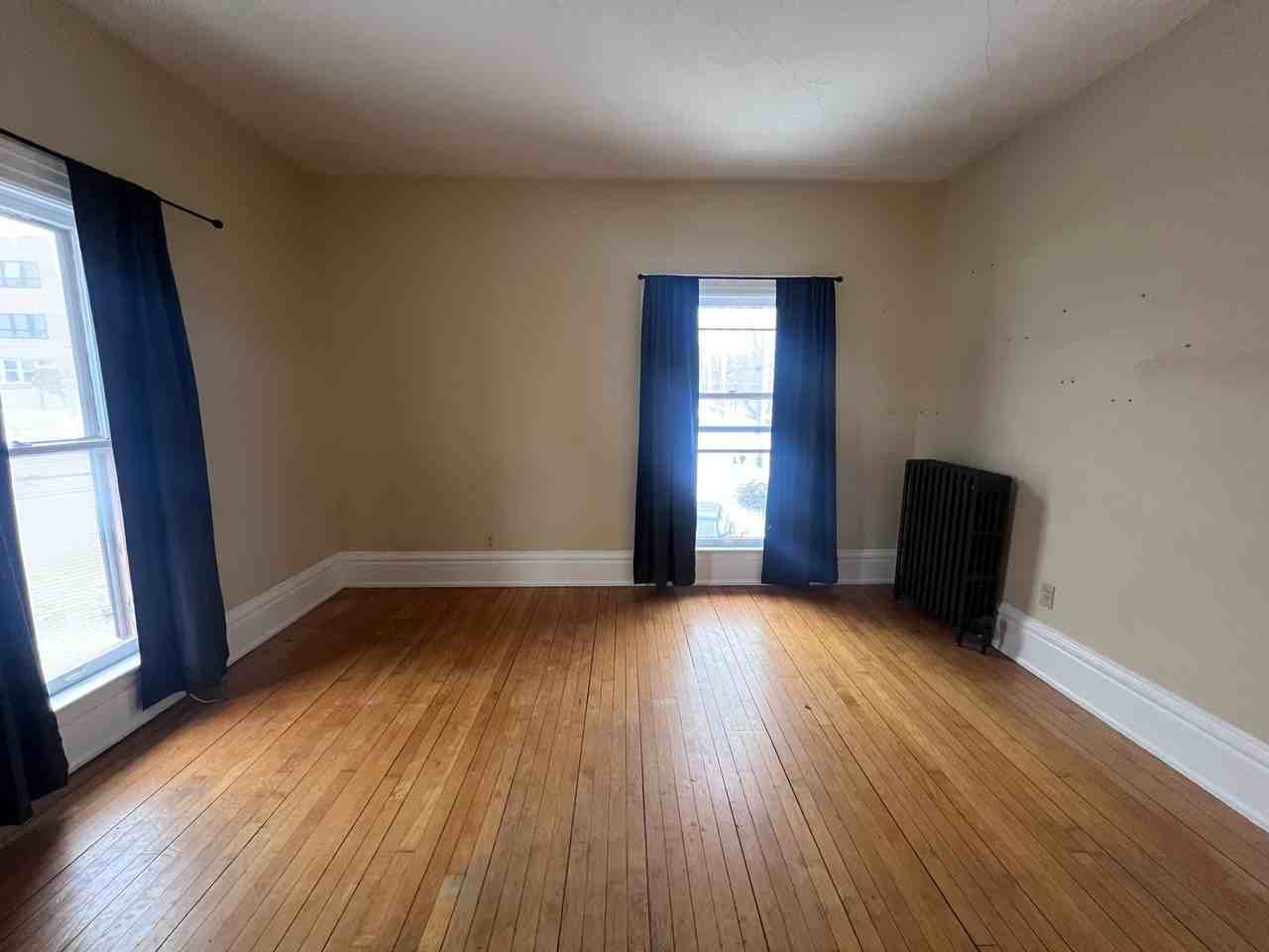 321 Cherry St Se #8 - Photo 7 of 15