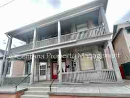 featured image of 942 W Woolman St