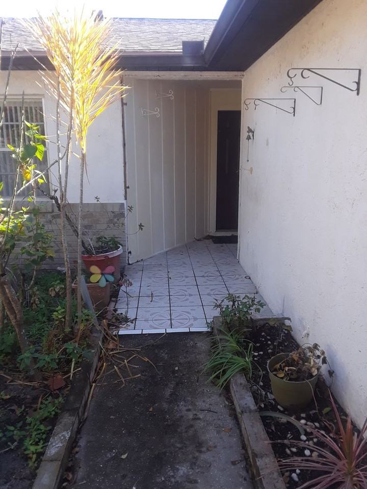 1303 Candlewyck Dr - Photo 2 of 21