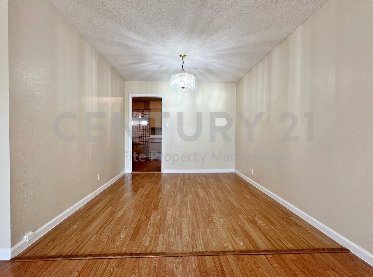 4429 Altamesa Blvd - Photo 3 of 13