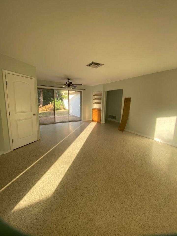 228 Plumosa Rd - Photo 6 of 14