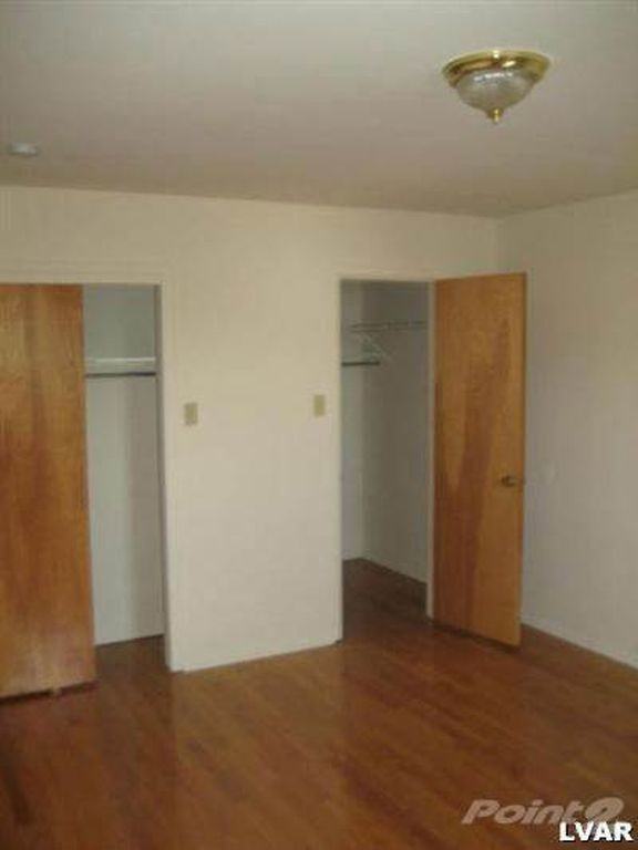 2827 W 28th St - Photo 4 of 28