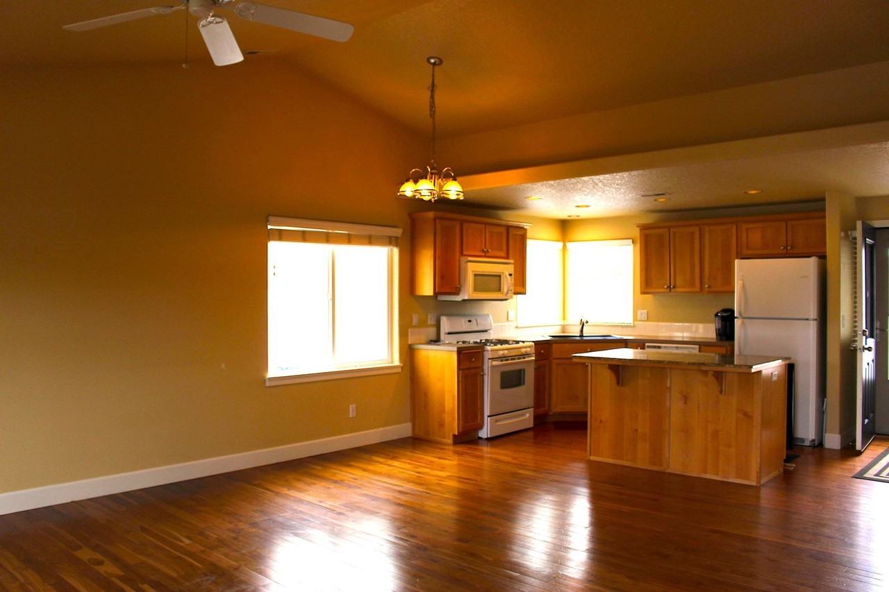 61376 Woodbury Ln - Photo 2 of 17