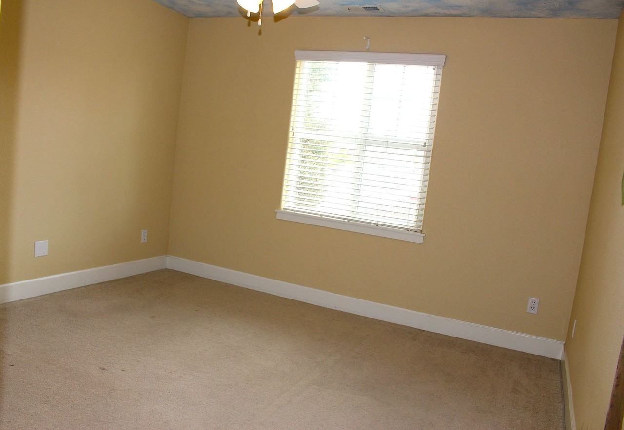 61376 Woodbury Ln - Photo 7 of 17