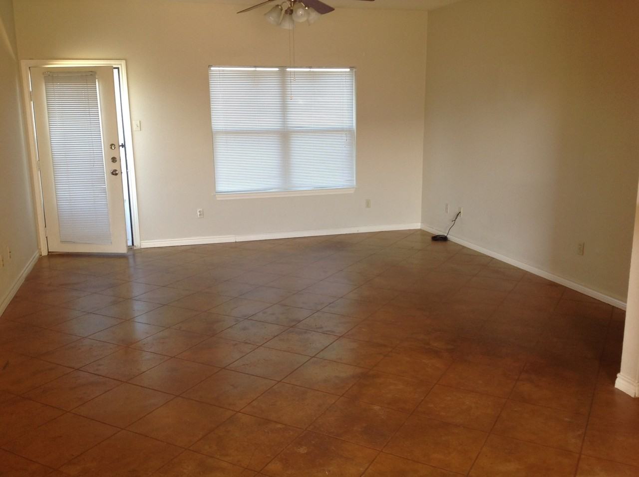 3025 Clydesdale Way - Photo 3 of 4