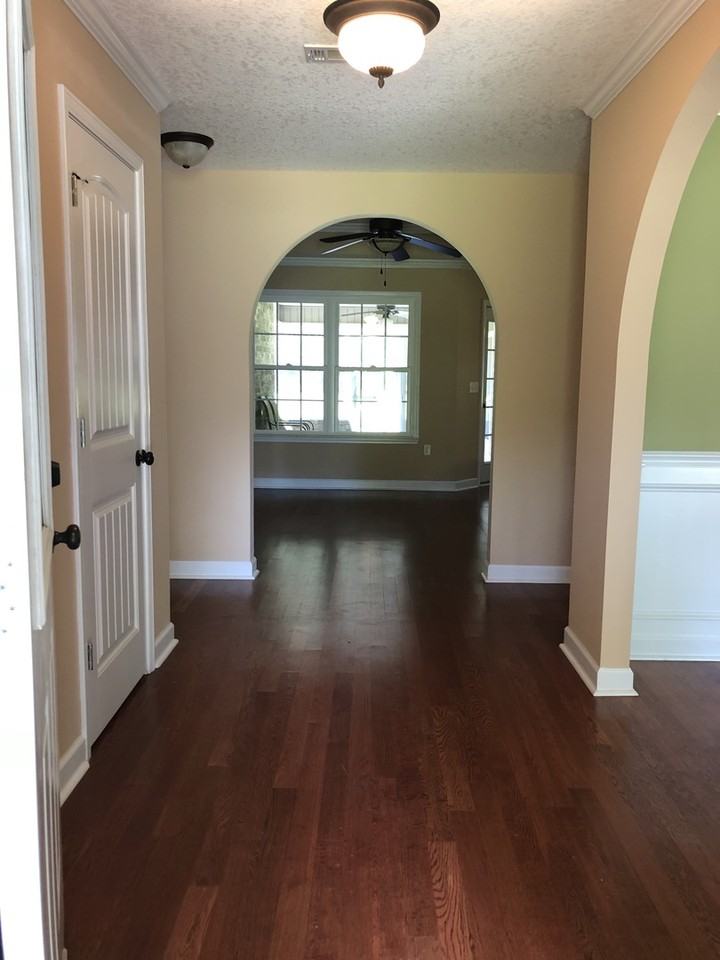 160 Prince Rd Se - Photo 3 of 31