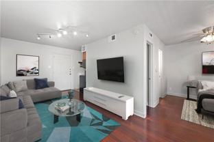 2020 S Congress Ave #1216 - Photo 1 of 1