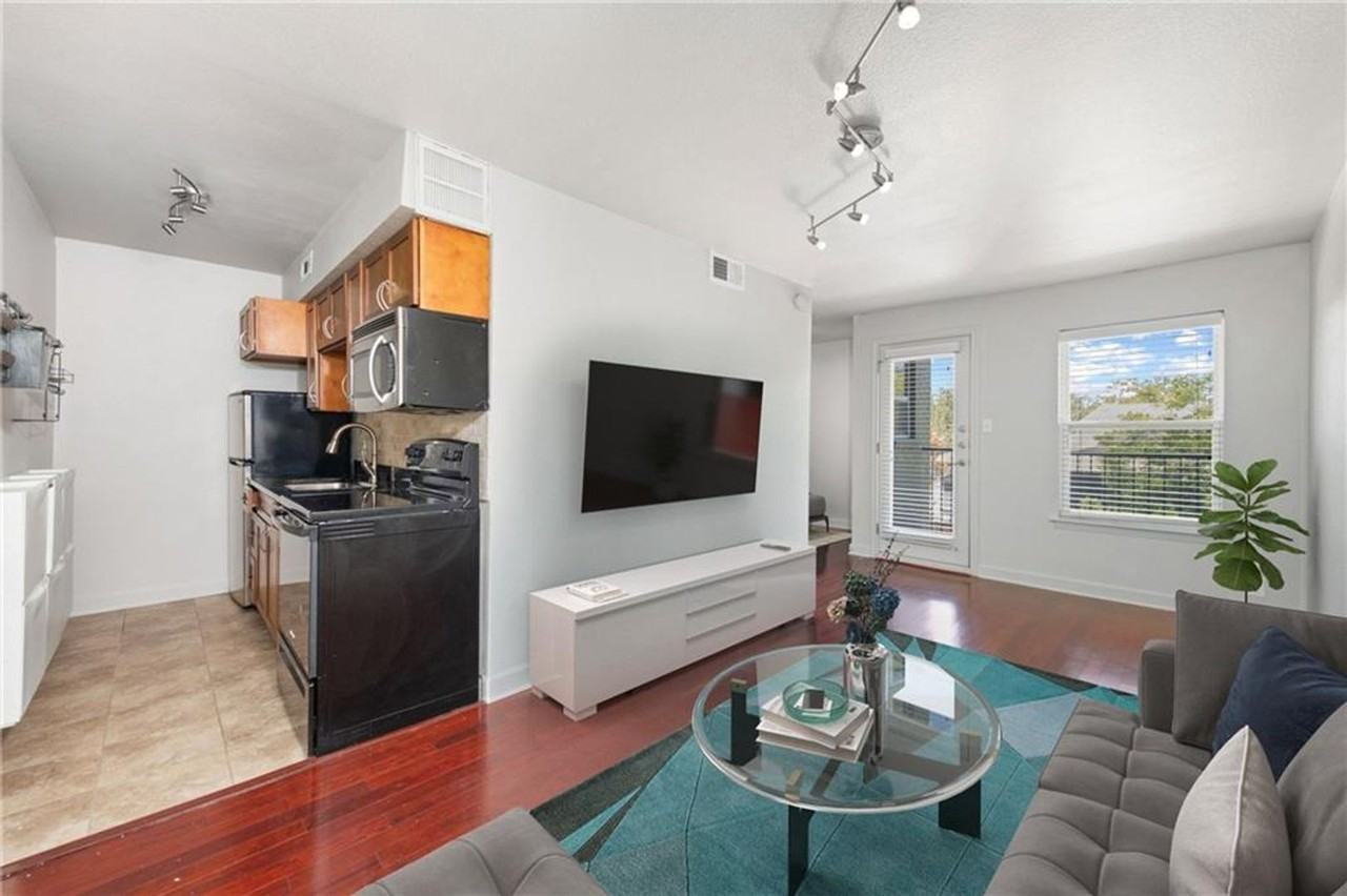 2020 S Congress Ave #1216 - Photo 7 of 34