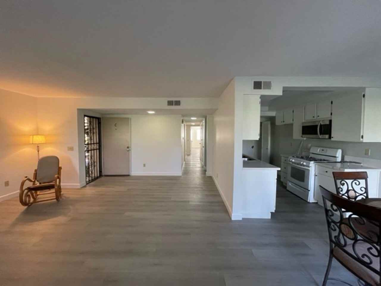 3260 Little Mountain Dr - Photo 4 of 27